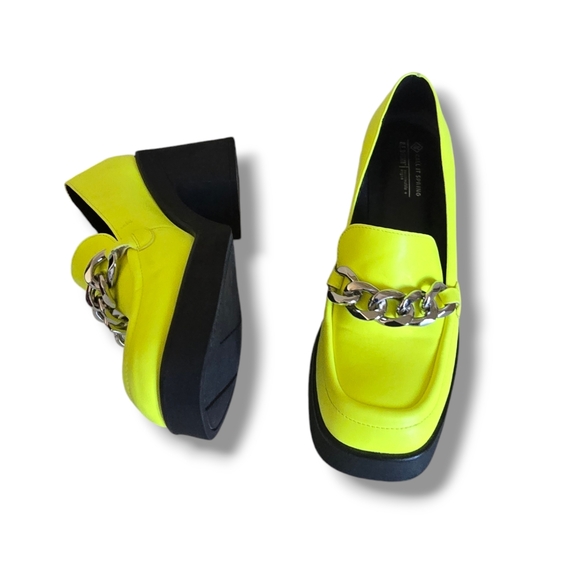 CALL IT SPRING Women's Noella Bright Green Chain Accent Vegan Platform Loafers - Picture 9 of 16